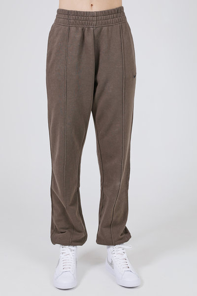 Sportswear Essential Washed Fleece Pants Ronstone/Black $49.99 (RRP $90) @ Style Runner