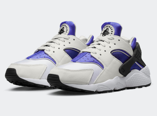 Nike Air Huarache White/Black-Lapis-Deep Royal $119.99 (RRP $170) @ Style Runner