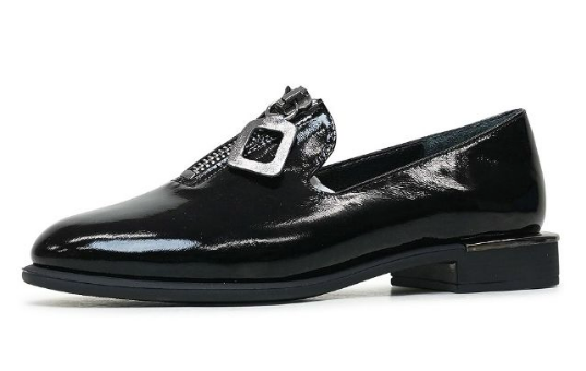 2033 Black Patent Loafers $119.96 (RRP $199.95) @ Shouz