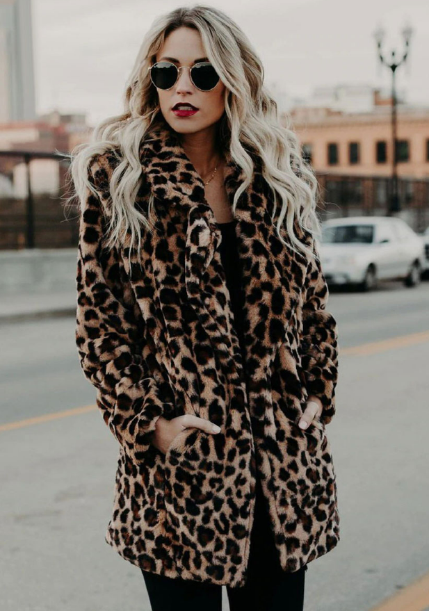 Faux Fur Coats Leopard Long Sleeves Leopard Print Oversized Winter Coat $46.99 (RRP $67.13) @ Milanoo