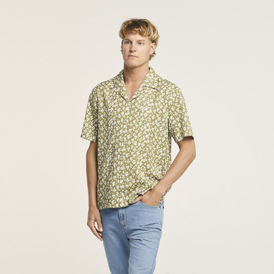 Riders Resort Shirt Khaki Blossom $62.97 (RRP $89.95) @ Riders By Lee