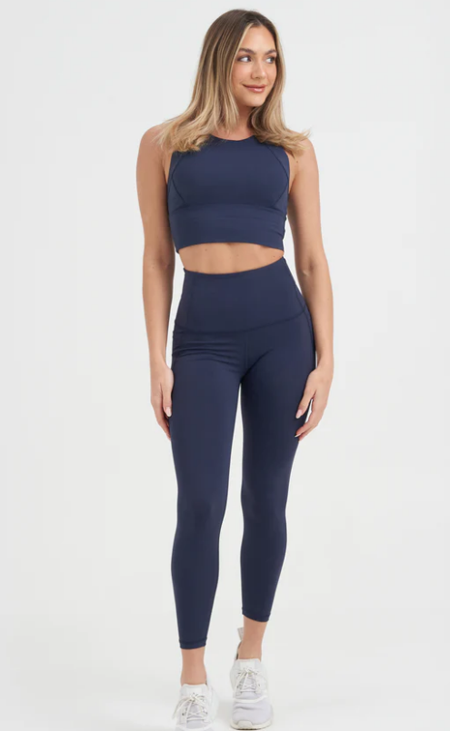 Holiday Gifting season - 25% off activewear @ Core Trainer